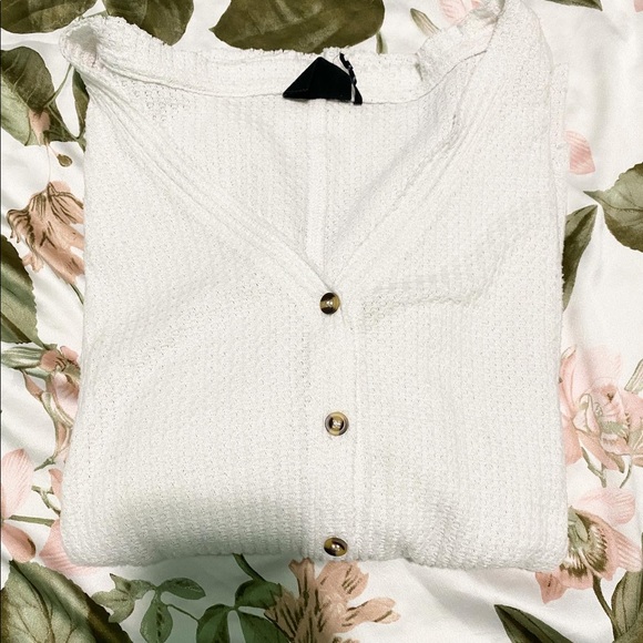 Urban Outfitters Top - Picture 1 of 2